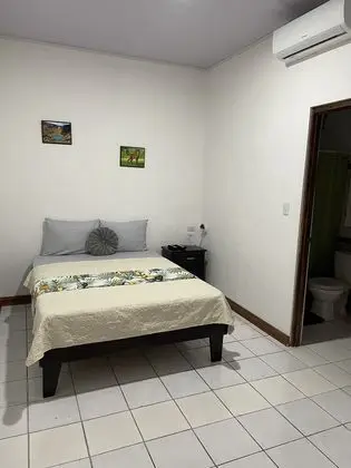 Standard Tek Büyük Yataklı Oda, Ortak Banyo