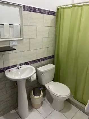 Standard Tek Büyük Yataklı Oda, Ortak Banyo