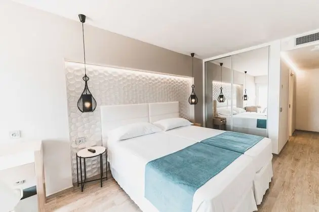 Deluxe Tek Büyük Yataklı Oda, Deniz Manzaralı (Spa Access)