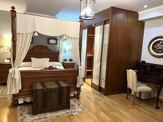 Superior Tek Büyük Yataklı Oda