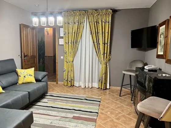 Superior Tek Büyük Yataklı Oda