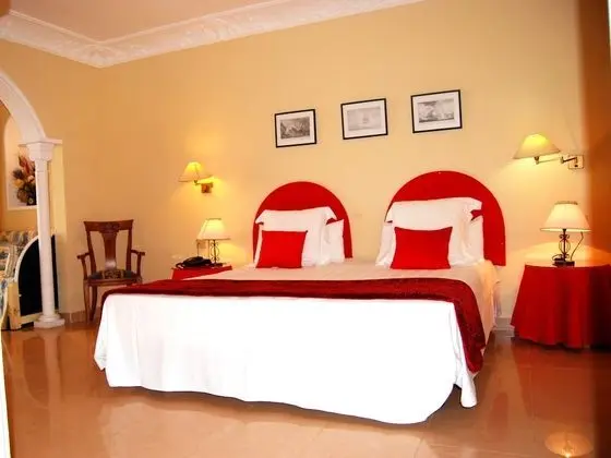 Üç Kişilik Oda (Orientada al Mar)