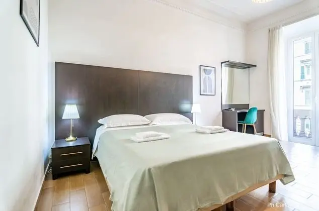 Classic Tek Büyük Yataklı Oda