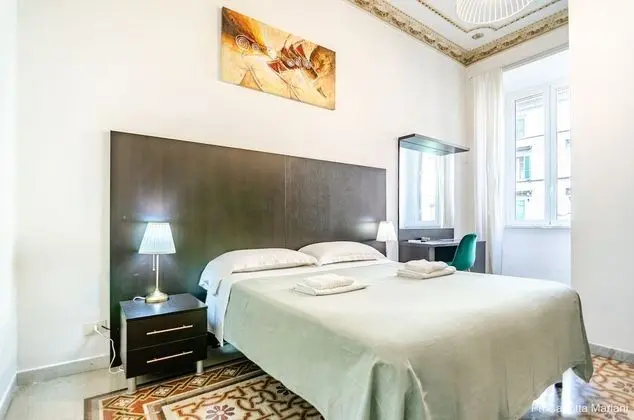 Classic Tek Büyük Yataklı Oda