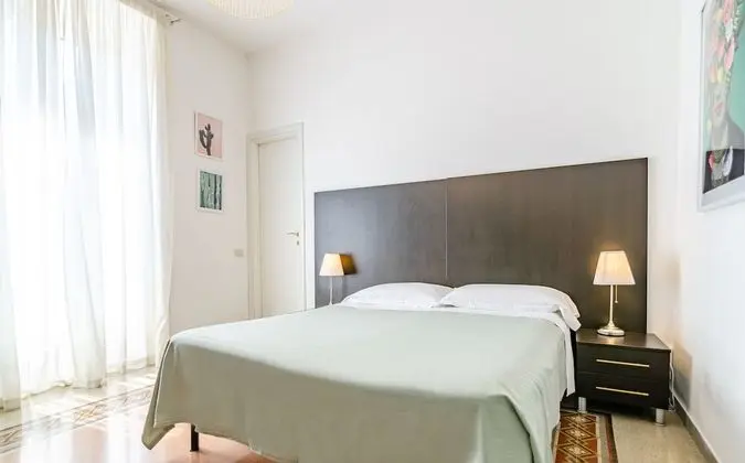 Classic Tek Büyük Yataklı Oda