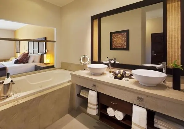 Mi Hotelito Beachfront Suite