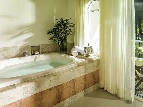 Luxury Junior Suite