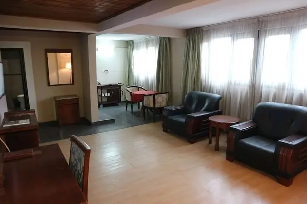 Apart Daire, 2 Yatak Odası, Küçük Mutfak