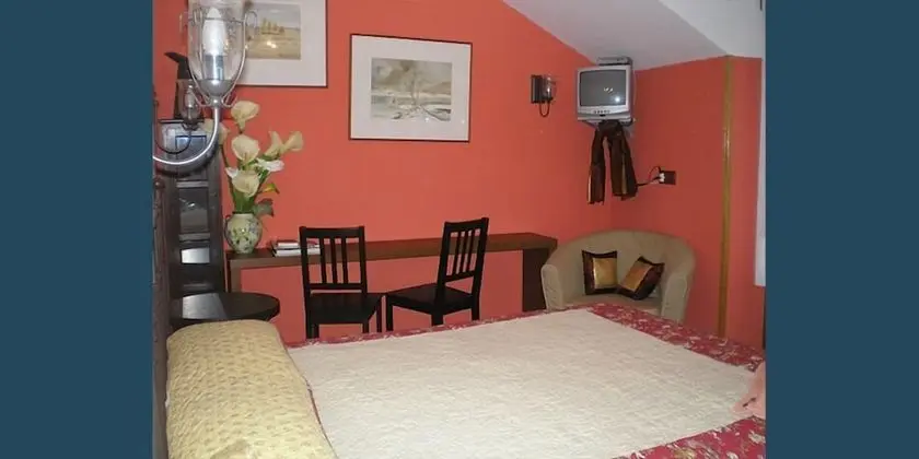 Tek Büyük Yataklı Oda