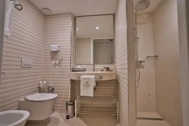 Superior Oda, Balkon, Deniz Manzaralı