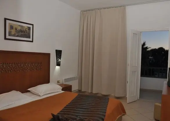 Tek Büyük Yataklı Oda, Bahçe Manzaralı
