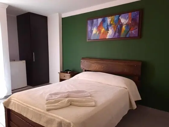 Junior Oda, 1 Büyük (Queen) Boy Yatak, Özel Banyo