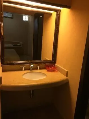Basic Tek Büyük Yataklı Oda, Sigara İçilebilir
