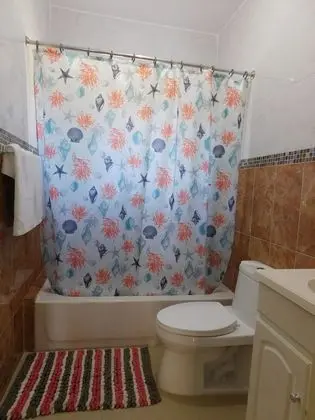 Oda, 1 Büyük (Queen) Boy Yatak