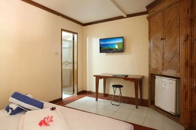 Deluxe Oda, Havuz Kenarı