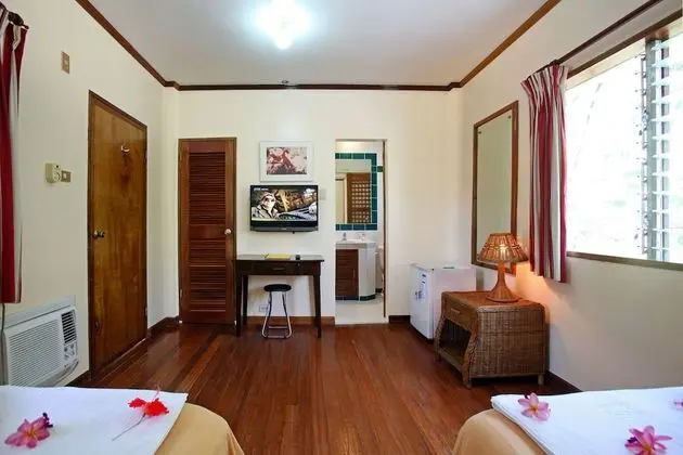 Deluxe Oda, Havuz Kenarı