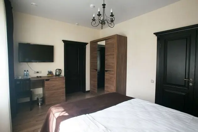 Standard Tek Büyük Yataklı Oda