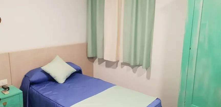 Economy Üç Kişilik Oda