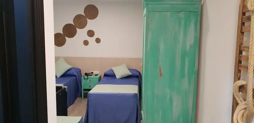 Economy Üç Kişilik Oda