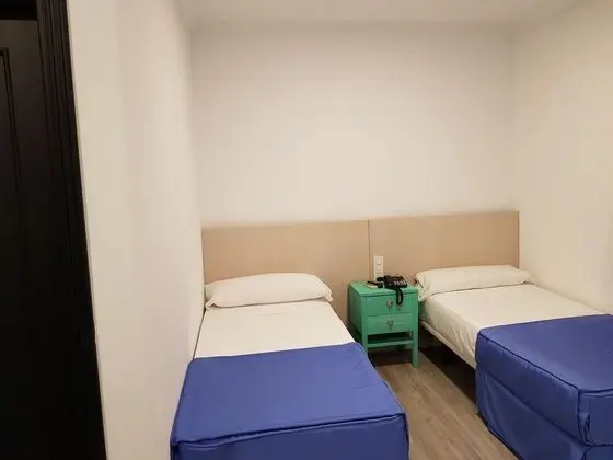 Economy Üç Kişilik Oda