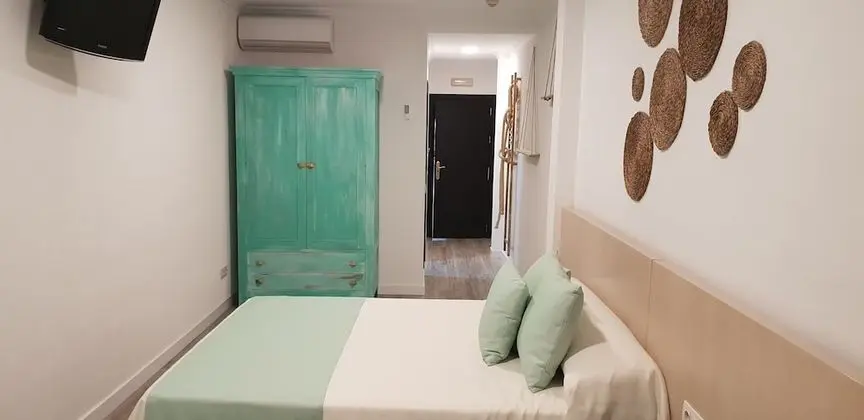 Tek Büyük Yataklı Oda