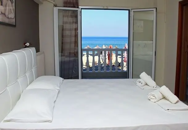 Tek Büyük Yataklı Oda, Deniz Manzaralı