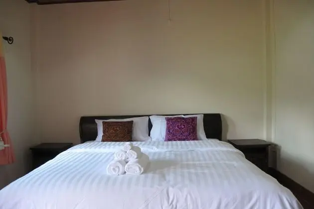 Standard Fan Room