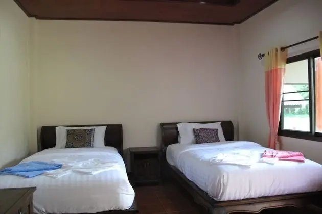 Standard Fan Room