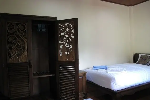 Standard Fan Room
