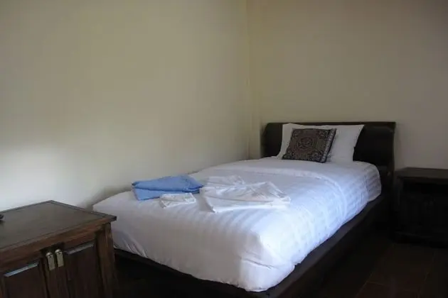 Standard Fan Room