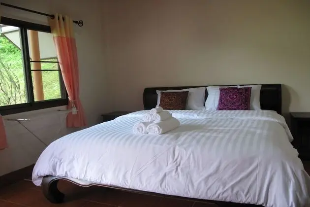Standard Fan Room