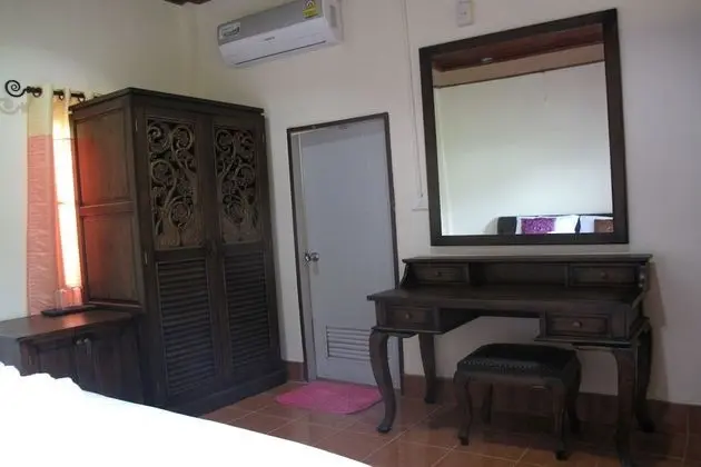 Standard Fan Room