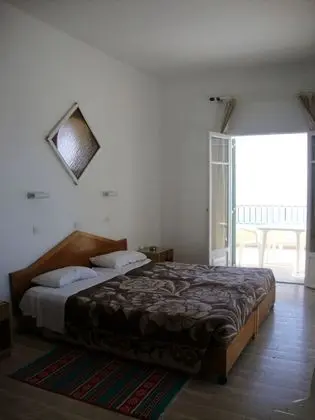 Üç Kişilik Oda, Deniz Manzaralı