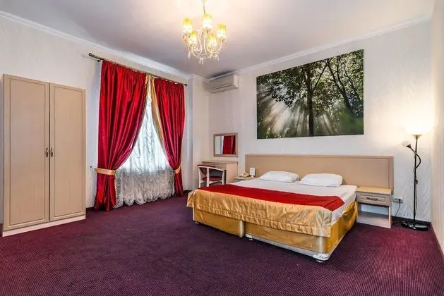 Comfort Tek Büyük Yataklı Oda