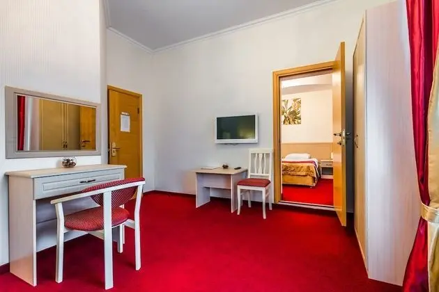 Comfort Tek Büyük Yataklı Oda
