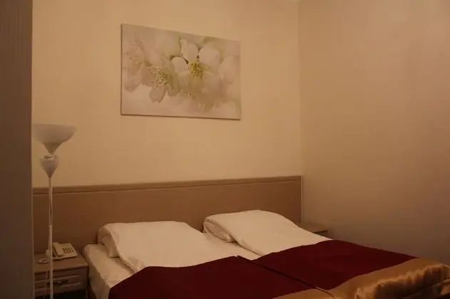 Standard Tek Büyük Yataklı Oda