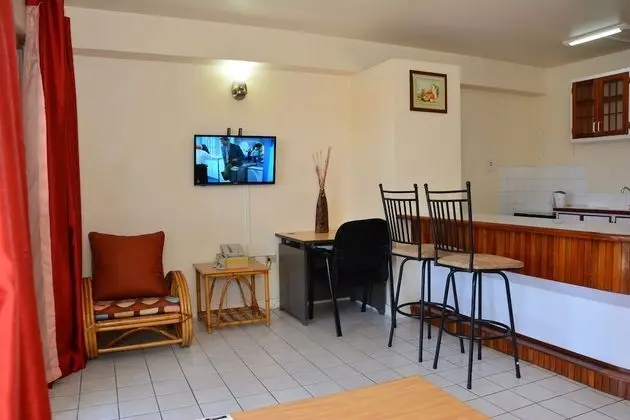 One Bedroom Family Suite