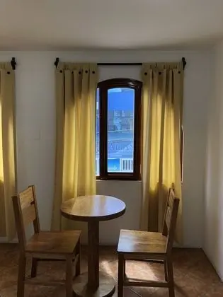 Habitación matrimonial con baño privado