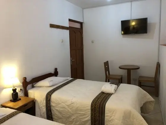 Habitación matrimonial con baño privado