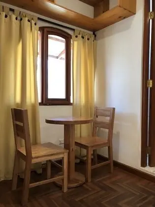 Habitación matrimonial con baño privado