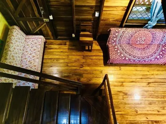 Ev, 2 Yatak Odası, Sigara İçilmez, Bahçe Manzaralı