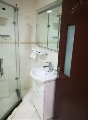 Üç Kişilik Oda
