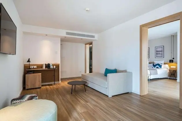 Süit, Balkon