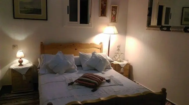 Tek Büyük Yataklı Oda