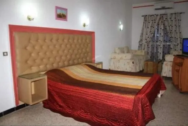 Standard Tek Büyük Yataklı Oda