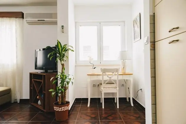 Apart Daire, 1 Yatak Odası, Teras, Bahçe Manzaralı