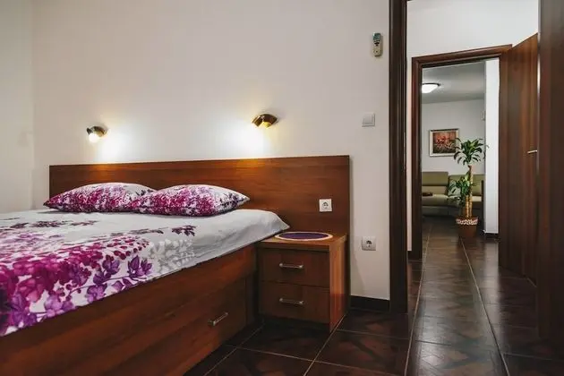 Apart Daire, 1 Yatak Odası, Teras, Bahçe Manzaralı