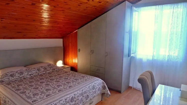 Apart Daire, 2 Yatak Odası, Teras, Bahçe Manzaralı