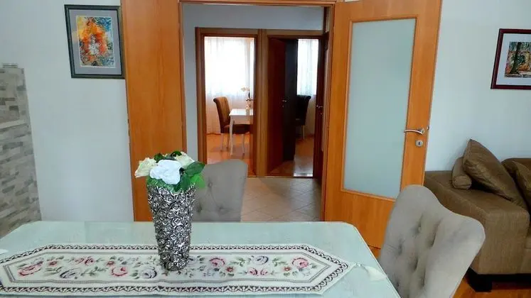 Apart Daire, 2 Yatak Odası, Teras, Bahçe Manzaralı