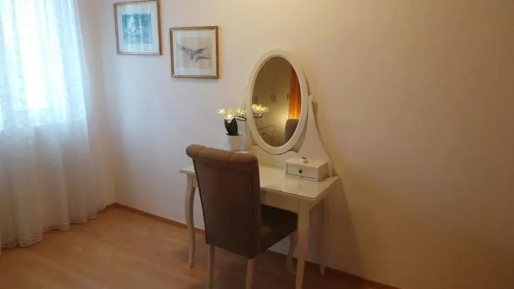 Apart Daire, 2 Yatak Odası, Teras, Bahçe Manzaralı